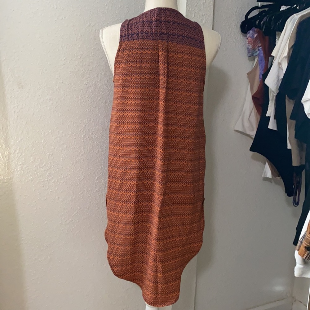 Lush Mix Print High-Low Tank - Picture 5 of 13